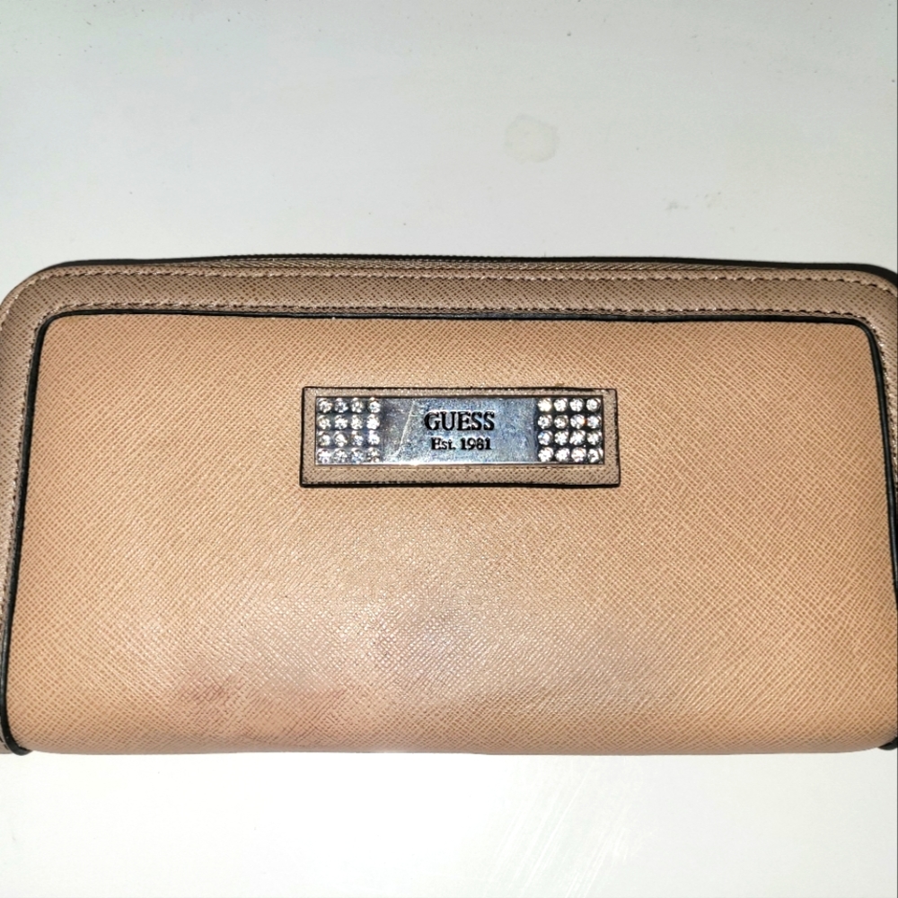 Guess hand bag / wallet